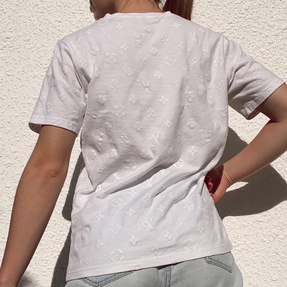non authentic louis vuitton tshirt - Picture 5 of 8
